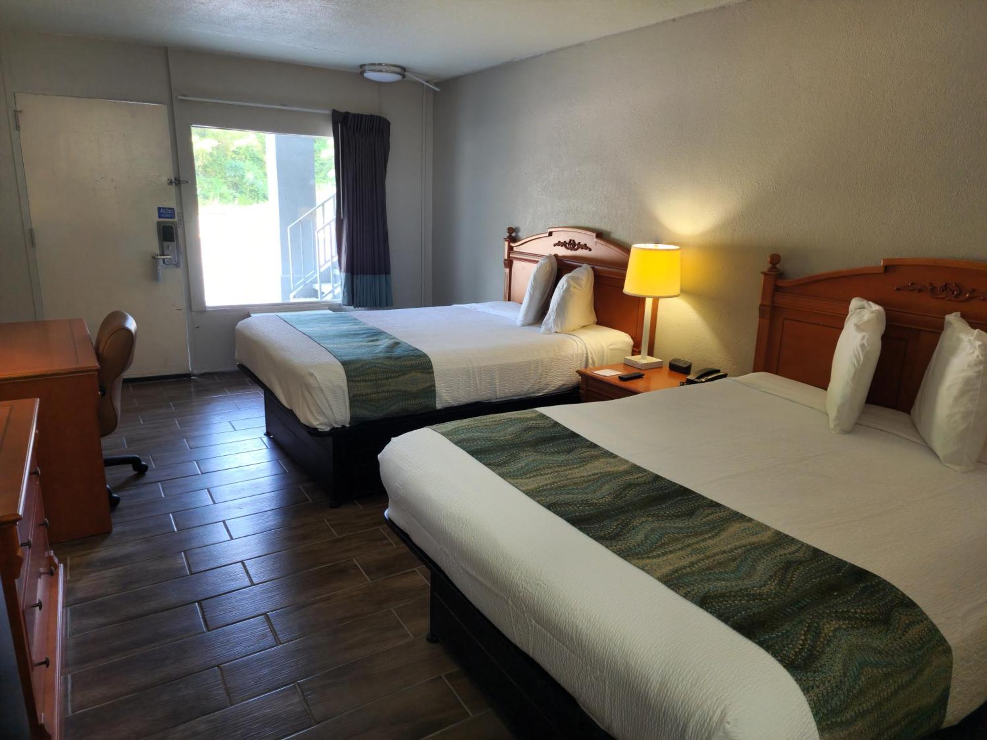 Days Inn By Wyndham Hardeeville Near Hilton Head Εξωτερικό φωτογραφία