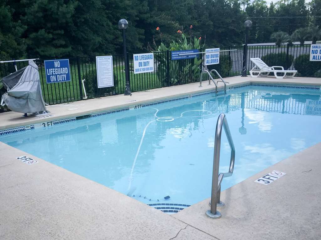 Days Inn By Wyndham Hardeeville Near Hilton Head Ανέσεις φωτογραφία